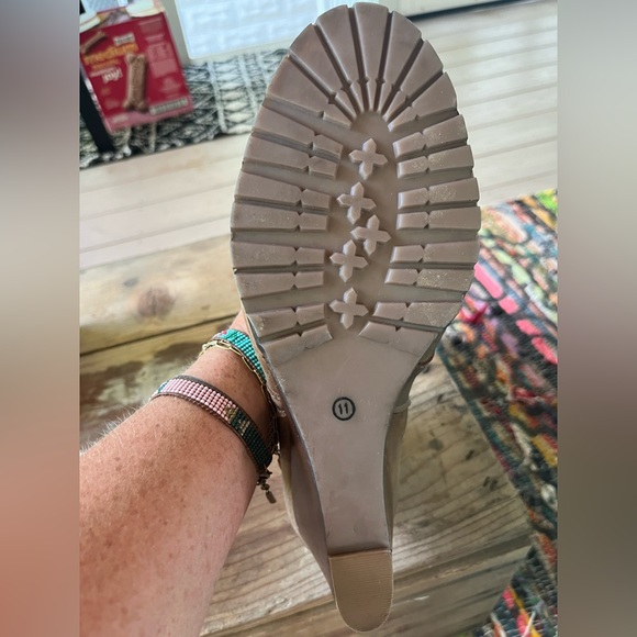 Diba True Bird Song Leather Wedge Boot size 11 - Picture 6 of 6